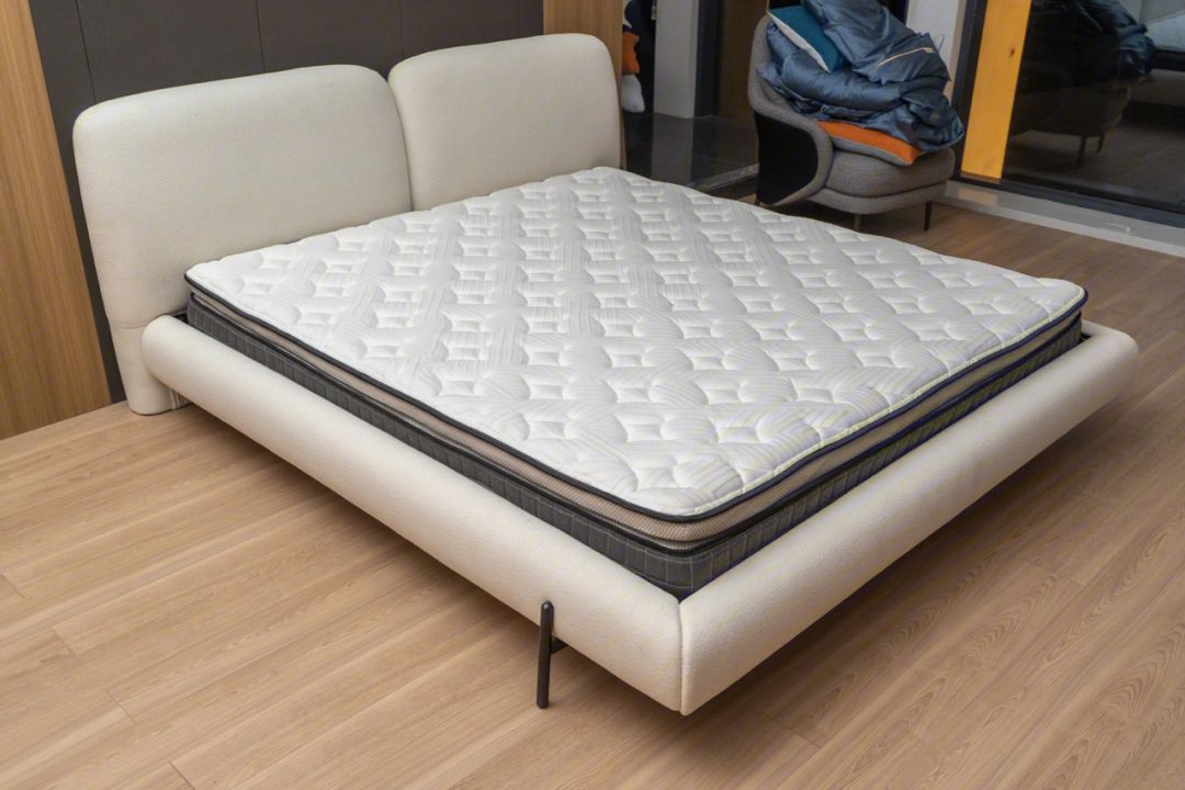 <a href=http://www.fgxw.net.cn/news_article.html?news_id=142>床垫</a>
